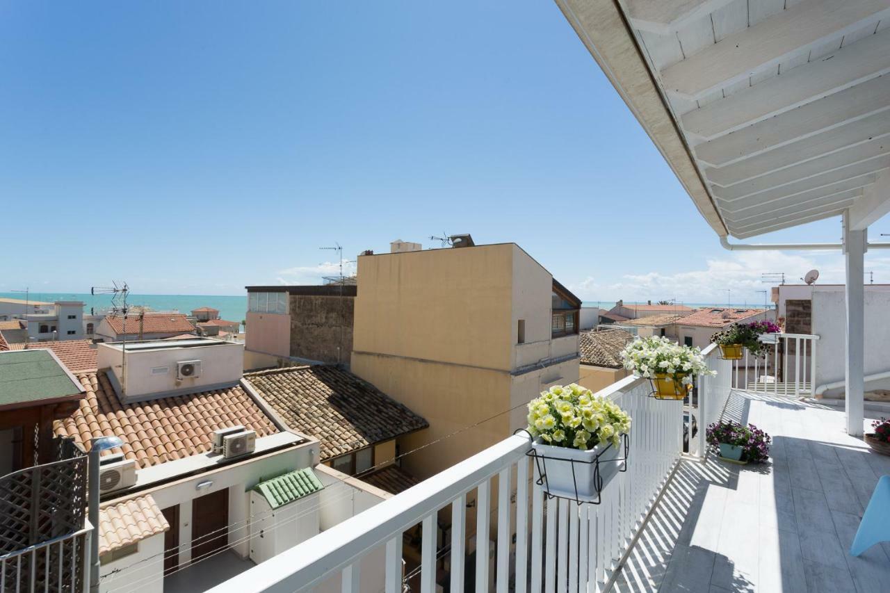 Acqua Azzurra Holiday Home Marina di Ragusa Exterior foto